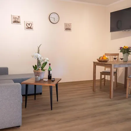 Im Waldhaus Apartman *